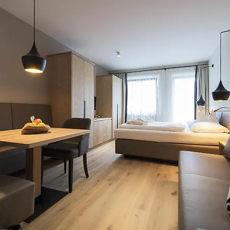 Grafenstein Familienresidence Hotel Tscherms