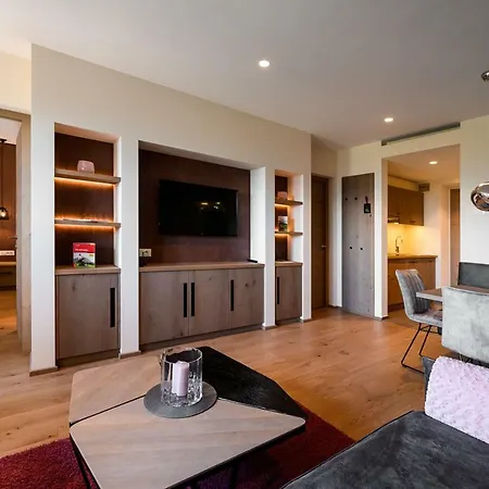 Grafenstein Familienresidence 4* Tscherms